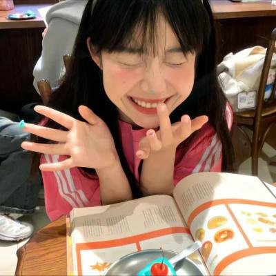 黑料爆料 - 某知名导演被曝潜规则多名女演员，圈内人心惶惶